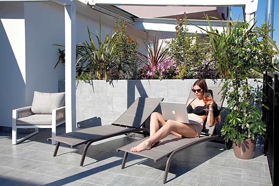 Meg Lifestyle Hotel & Apartaments