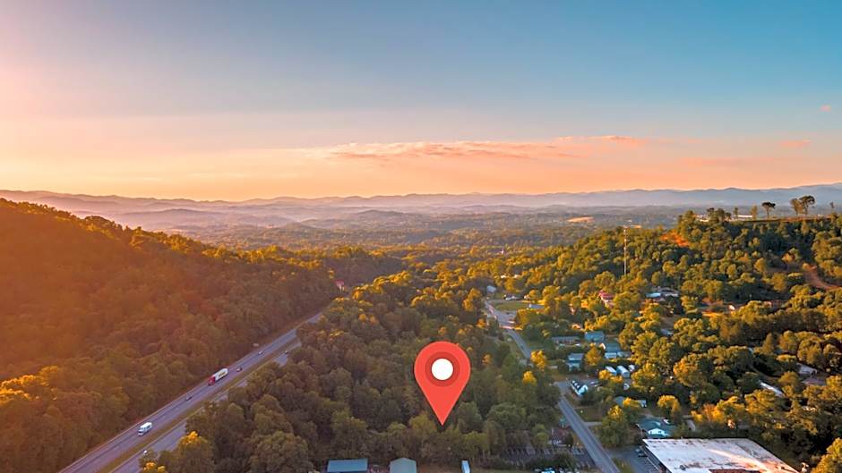 Log Cabin Motor Court