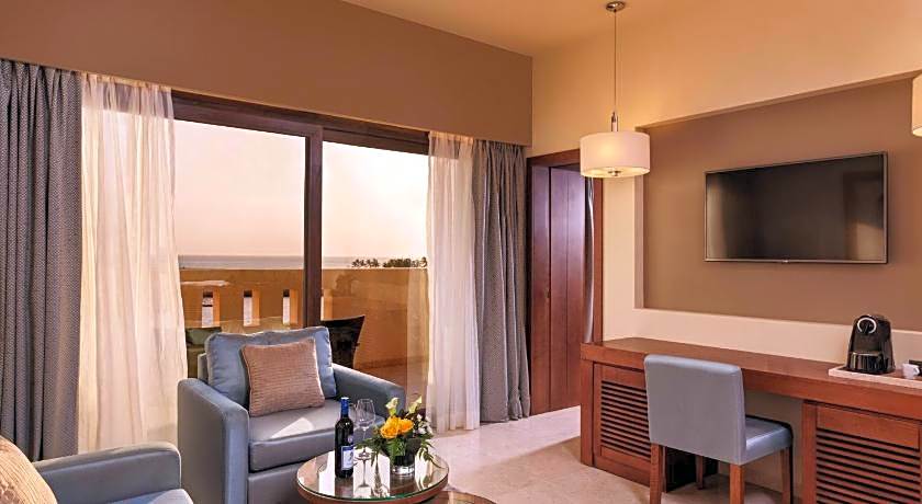 Fanar Hotel And Residences