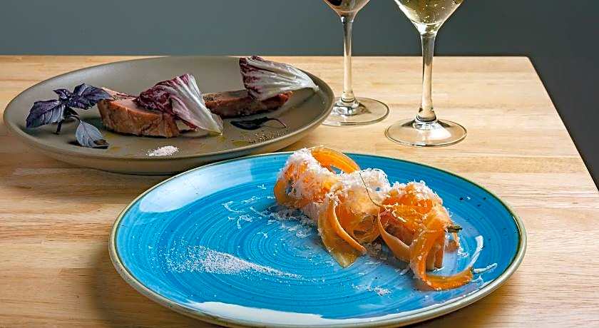 plat hostel keikyu kamakura wave