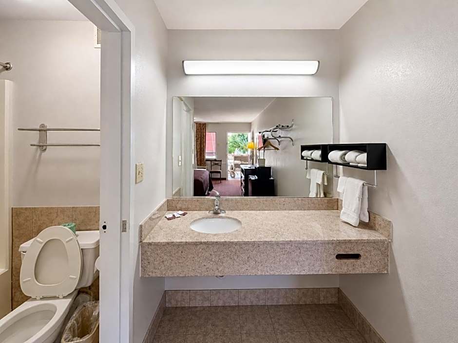 Royal Regency Inn