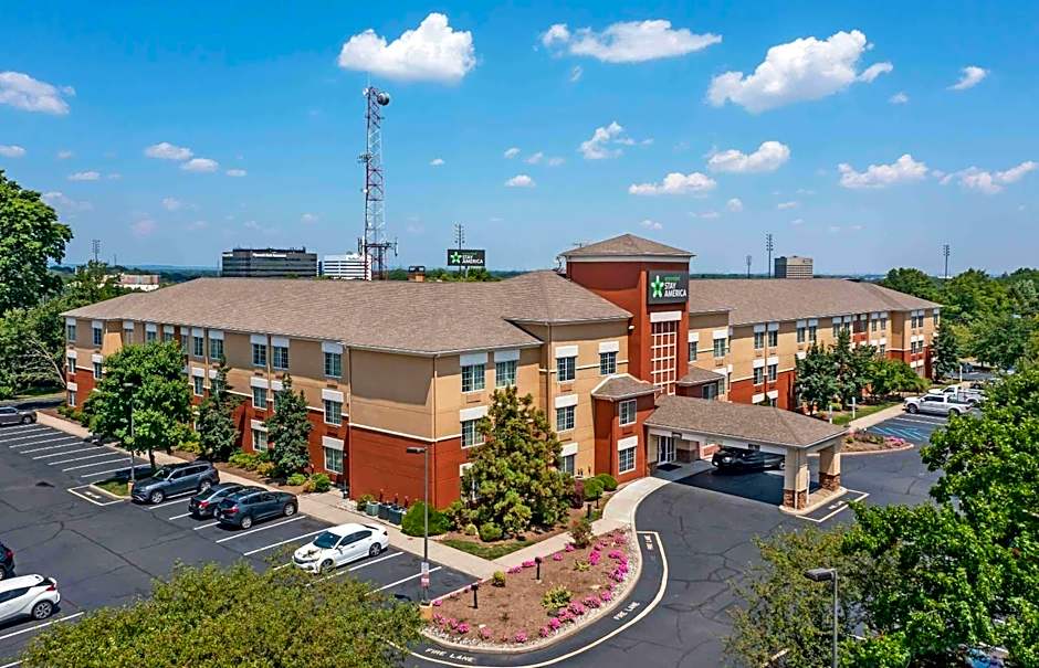 Extended Stay America Suites - Newark - Woodbridge