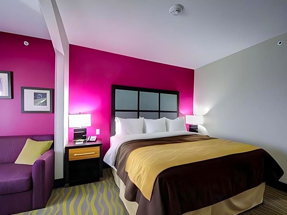 Comfort Inn & Suites