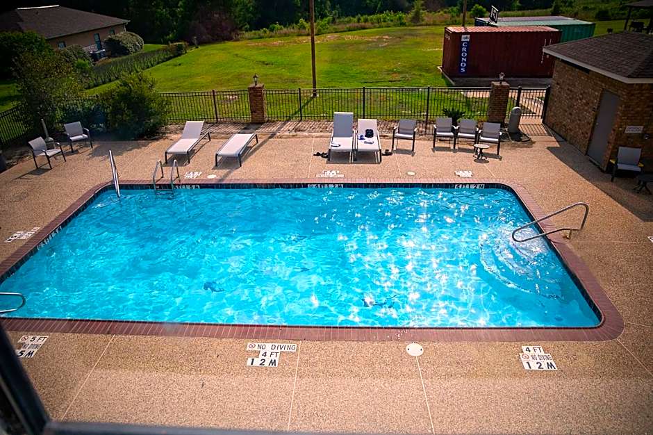 Holiday Inn Express Hotel & Suites Center By IHG