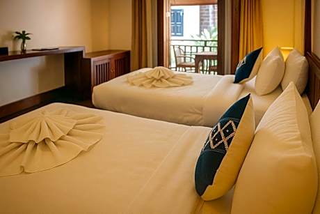 Superior Twin Room with Garden View