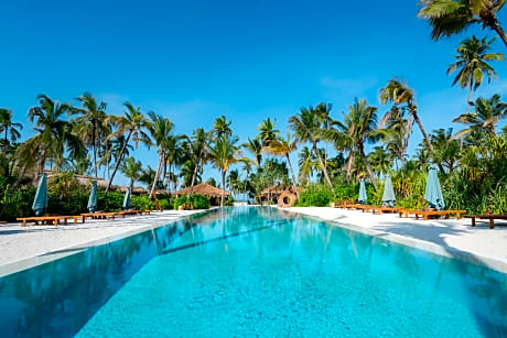 SENSATIONS Eco-Chic Hotel