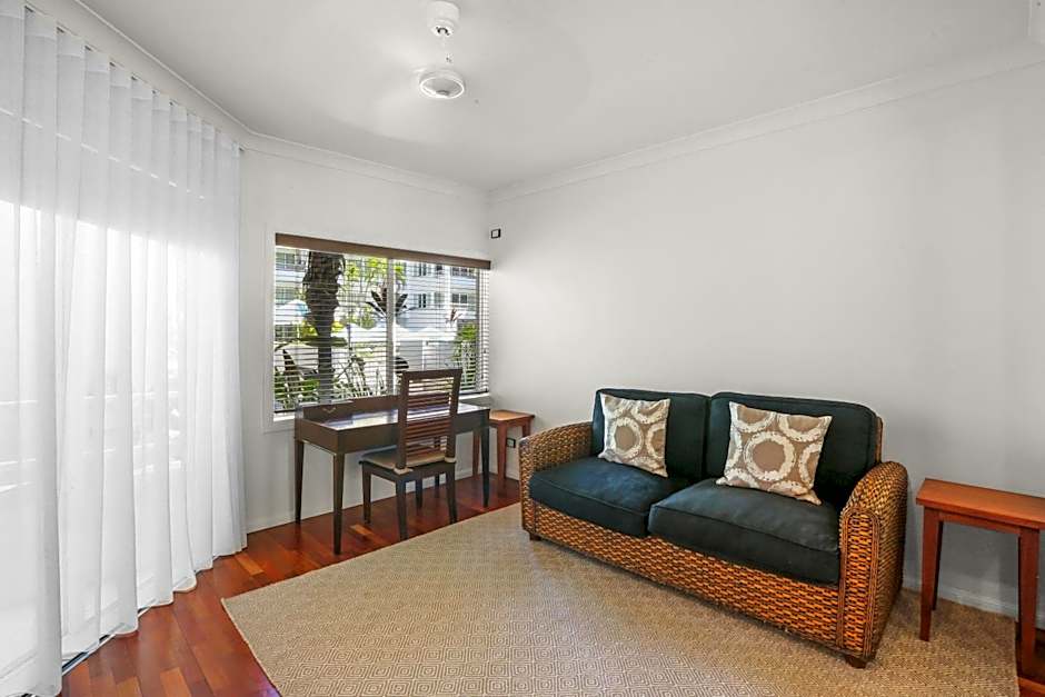 Alamanda Palm Cove Resort by Lancemore