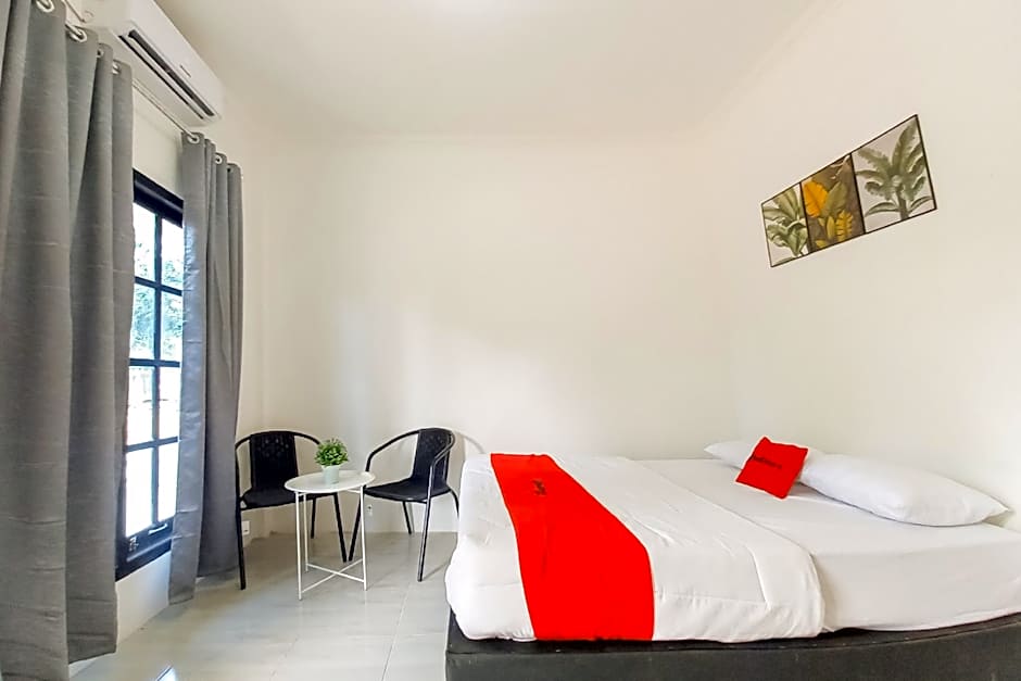 RedDoorz Syariah near Jamtos Lorong Hamba