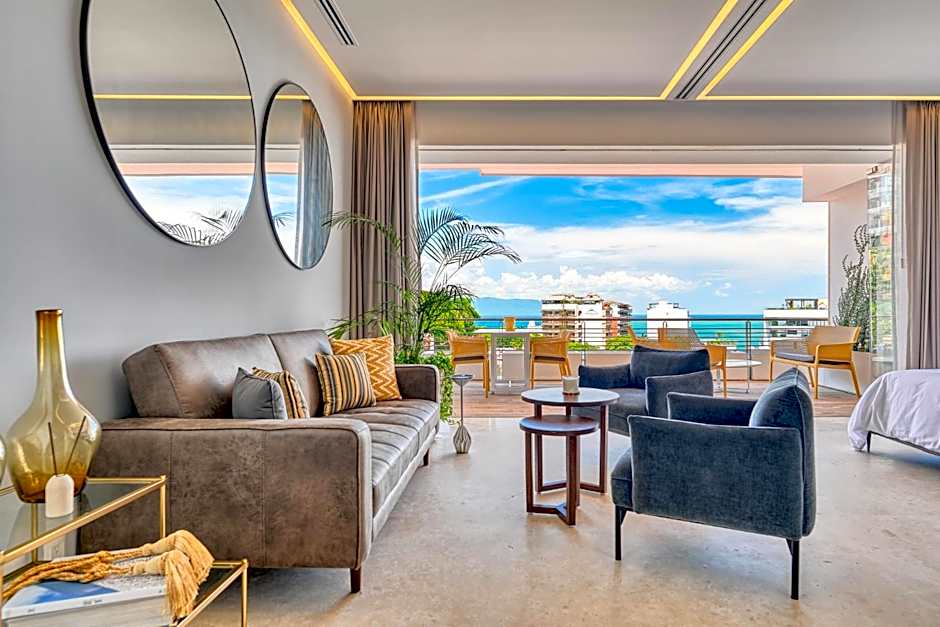Maxwell Collection Romantic Zone