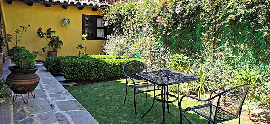 Hotel Ocho Barrios