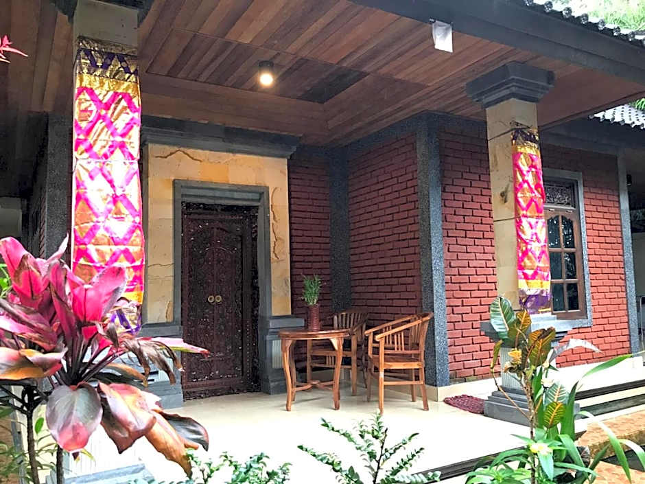 Patra House – Ubud, CO