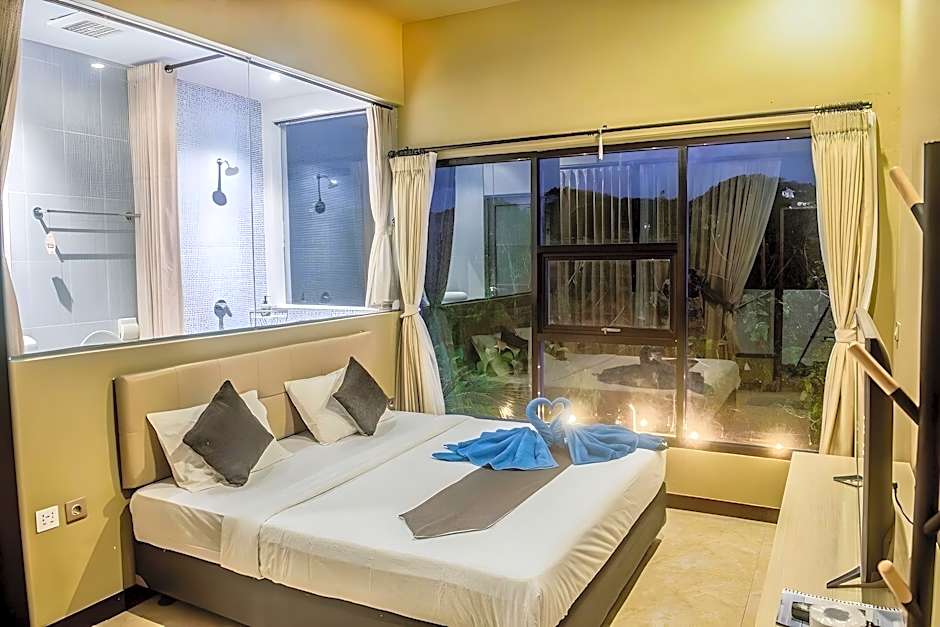 Bombora Surf Camp Hotel