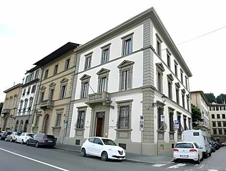 Serristori Palace Residence