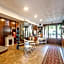 PET FRIENDLY HOTEL MIRABEAU
