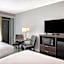 Days Inn by Wyndham Victoria Airport Sidney