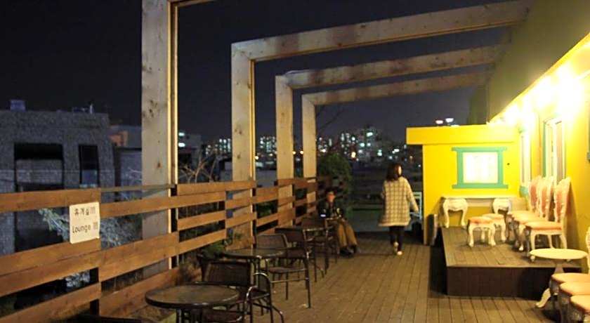 Calli Hostel