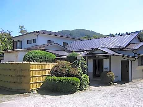 Fuji-Hakone Guest House