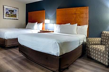 American Inn & Suites