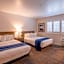 Inn At Moss Landing Point