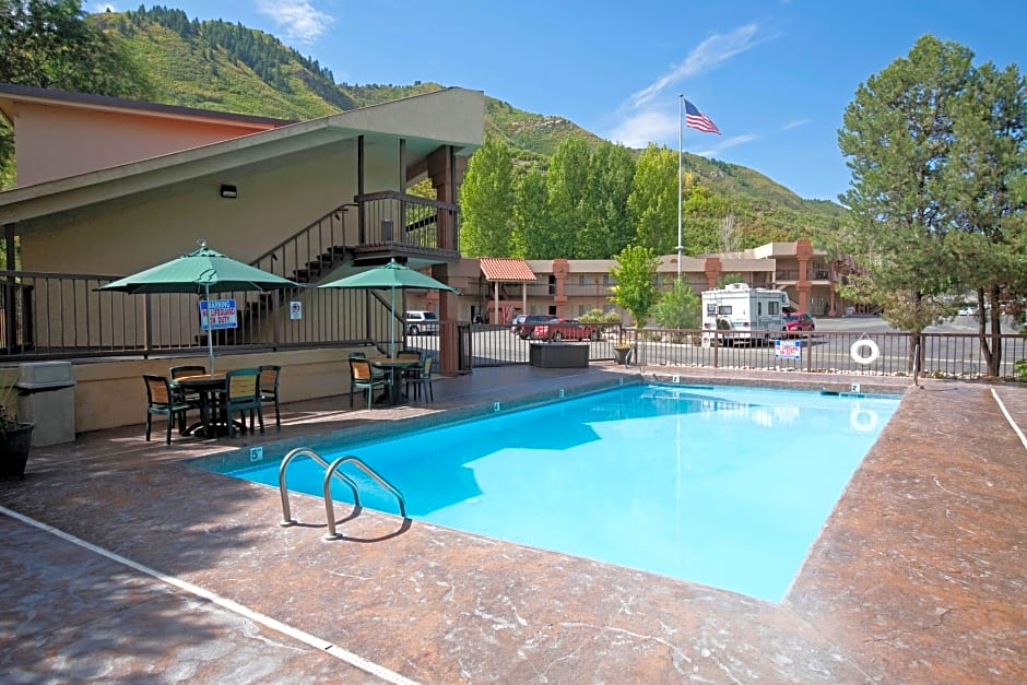 Best Western Durango Inn & Suites – Durango, CO