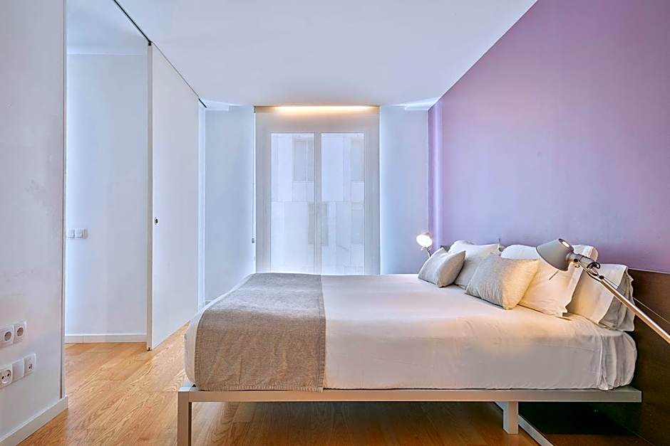Lugaris Beach Apartments