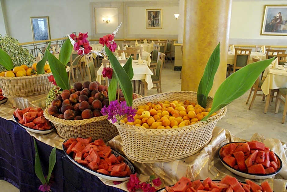 El Mouradi El Menzah