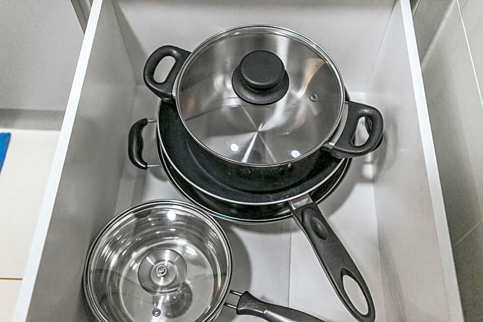 Puchong Skypod Residence, 1-5 pax with Balcony Unit, Walking Distance to IOI Mall, 10min Drive to Sunway