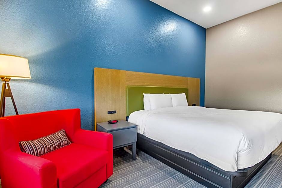 Sonesta Essential IAH Airport JFK Boulevard - Newly Renovated