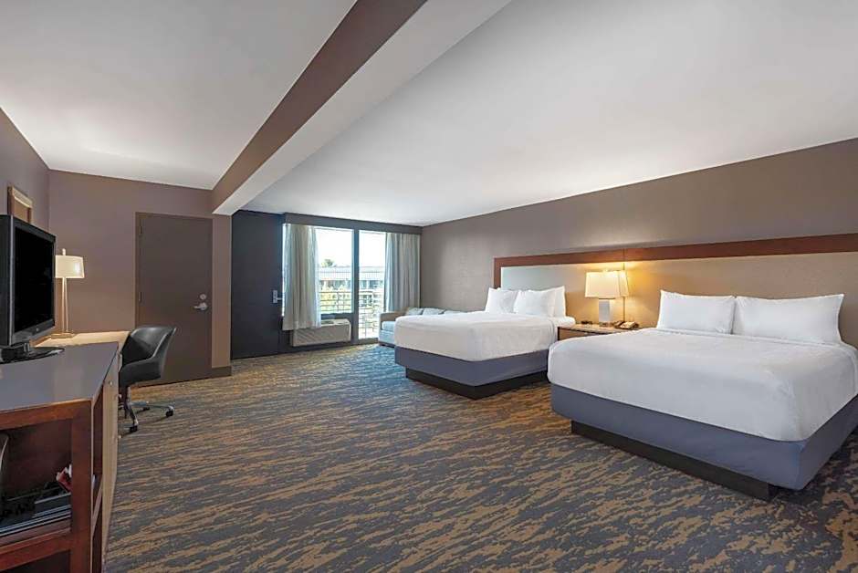 Photo 1 of 2 of Premier 2 Queen Beds