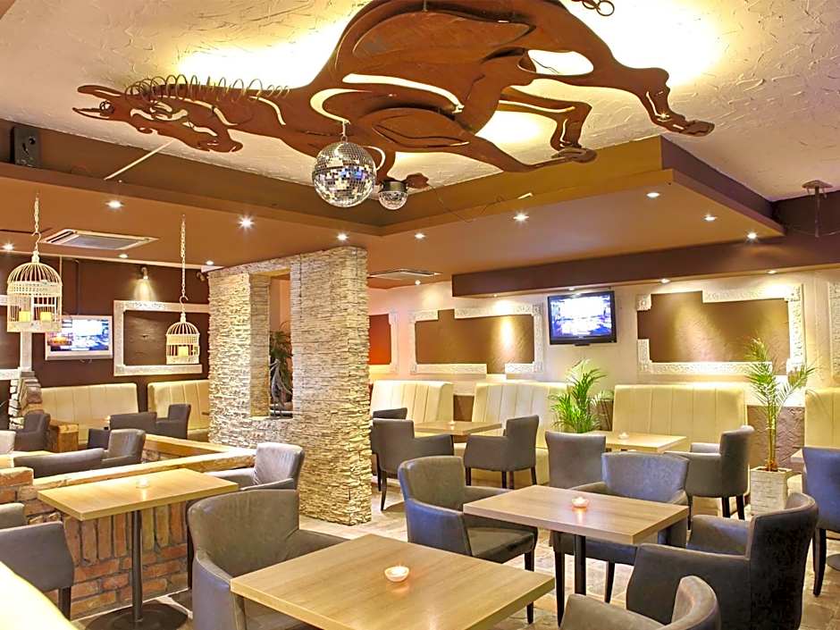 Design Hotel Mr. President Garni