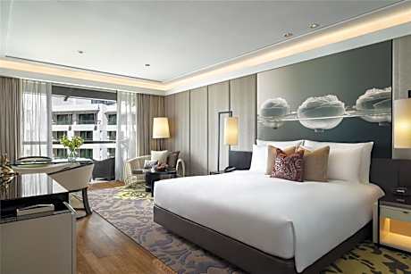 Deluxe Balcony Room with King Bed