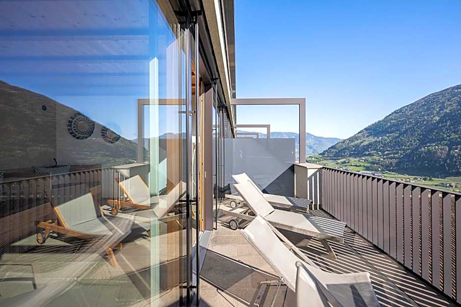 Paloria Apartments & Sport