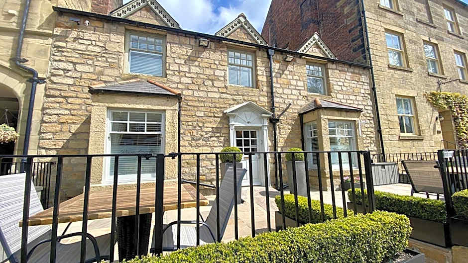 The Bondgate Boutique