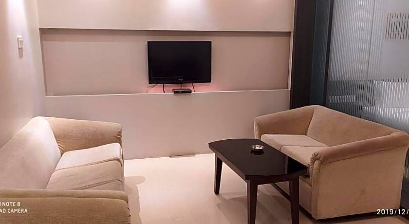 The Curzon Court Hotel