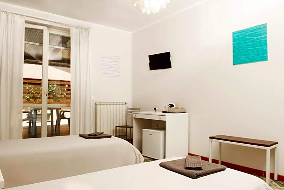 Vara Motel Self Check in