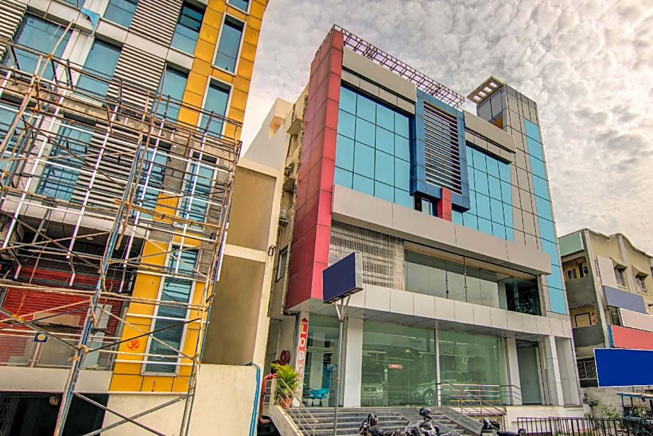 Hotel O Mayur's Residency