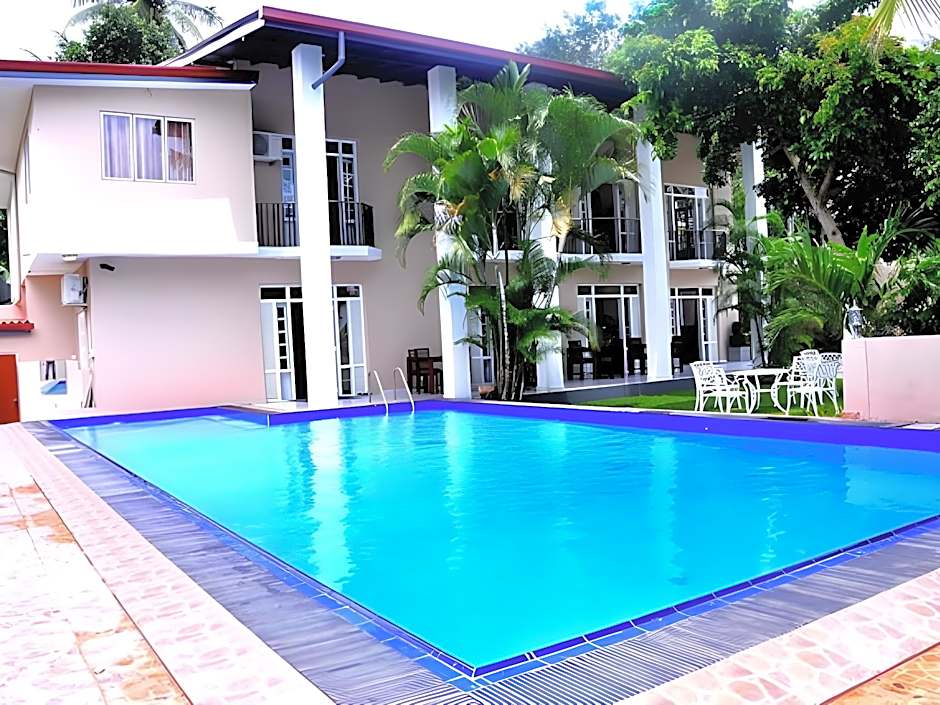 Grand 7 Hotel Thalawathugoda