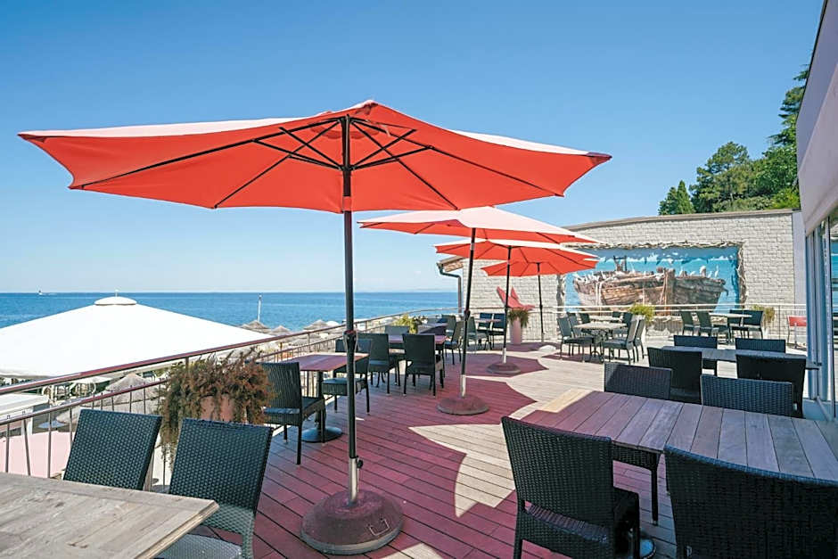Barbara Piran Beach Hotel