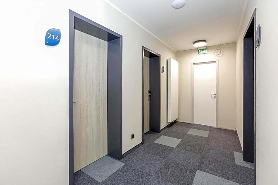 Smart Stay Hotel Station