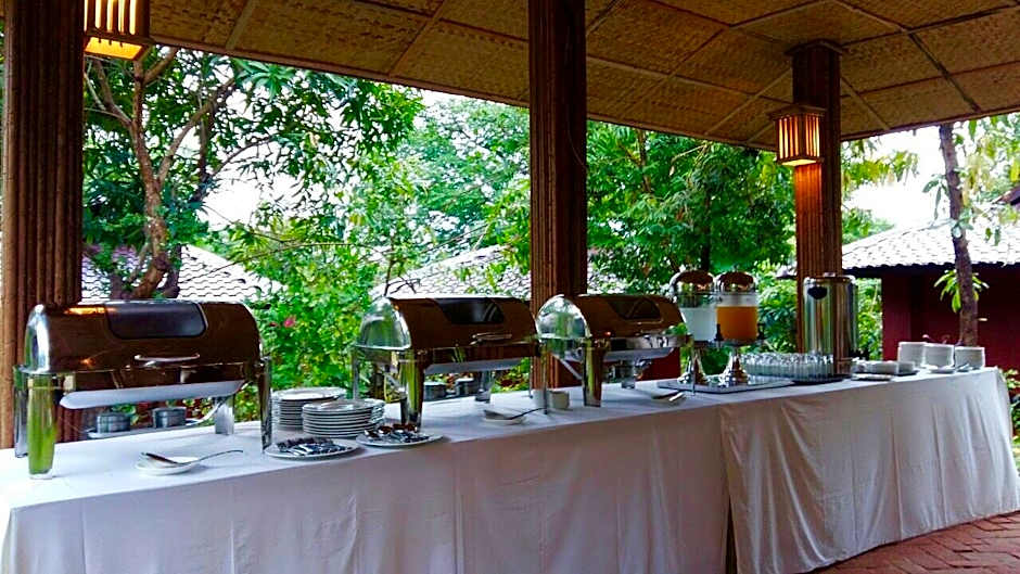 Hill Garden Hotel