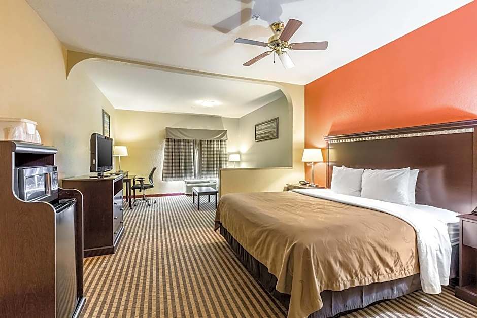 Quality Suites Houston North - Spring