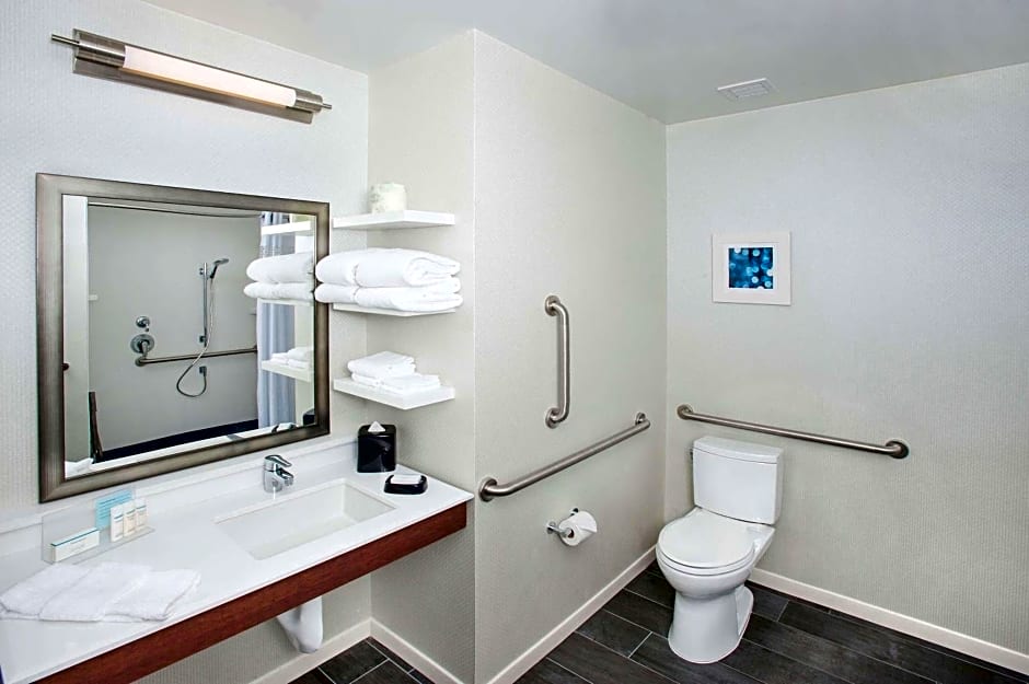 Hampton Inn By Hilton & Suites LAX El Segundo