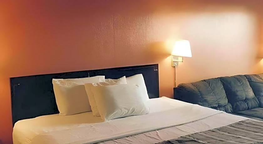 Americas Best Value Inn & Suites Macon at Sunset Dr