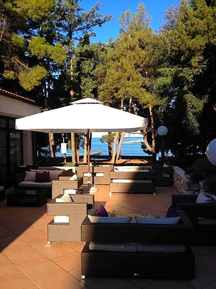 Hotel Flores