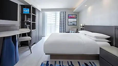 City View King Bed