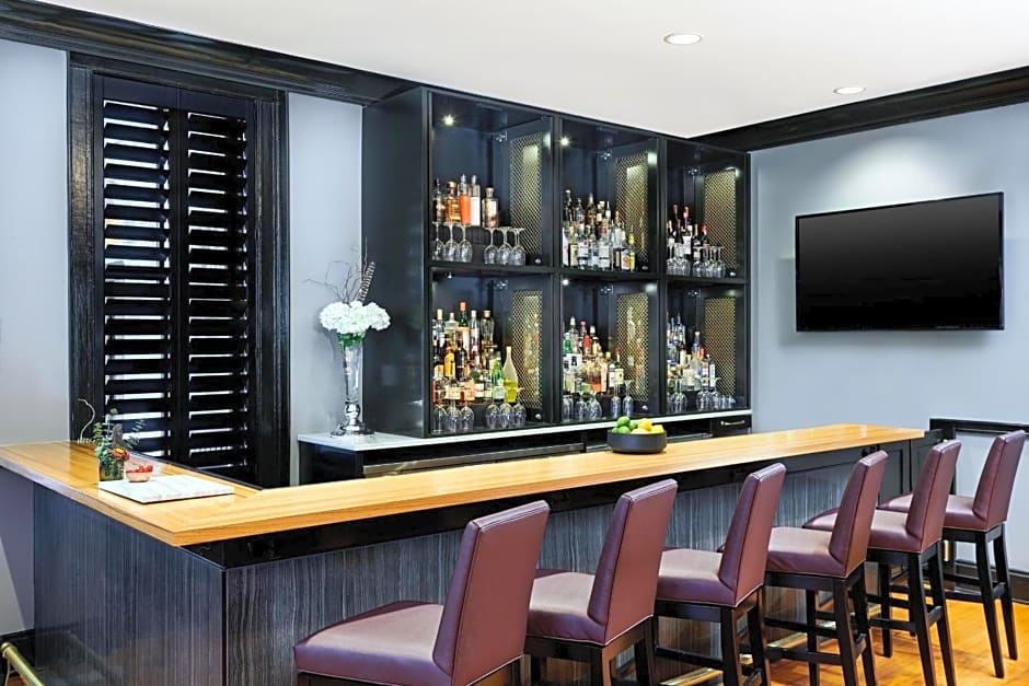 Inn at Carnall Hall