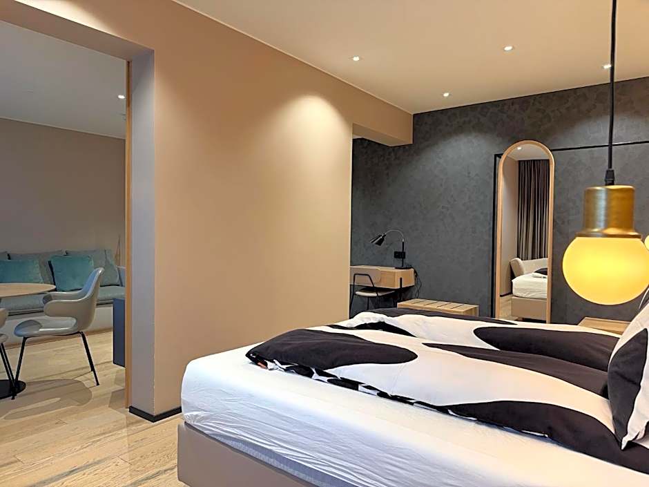 Hotel Lotus