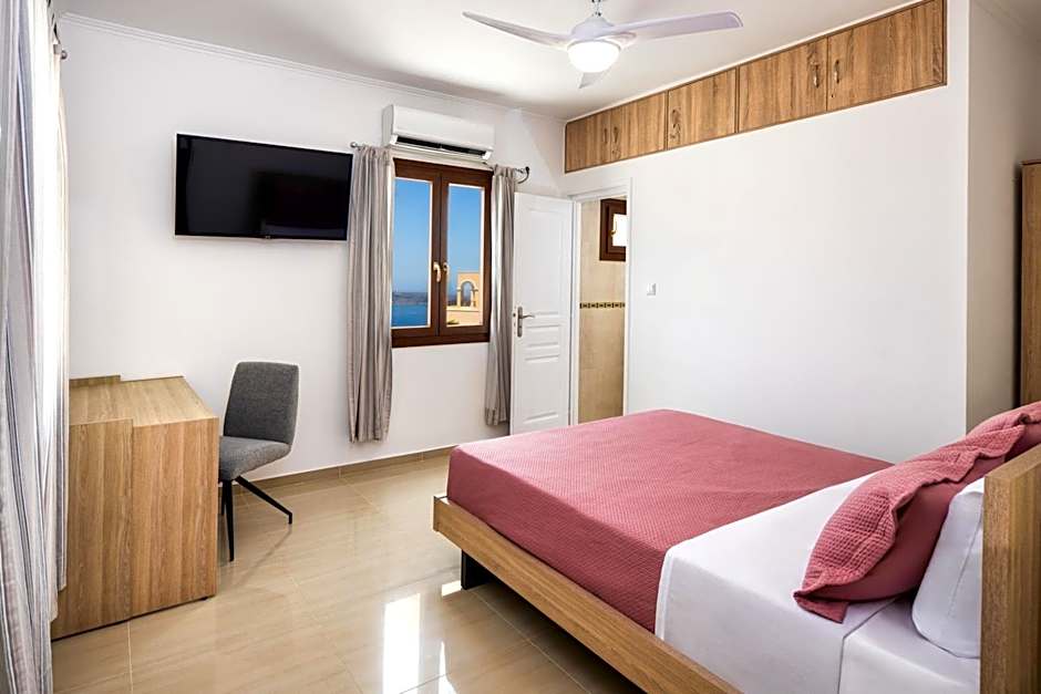 Santorinn Suites Fira