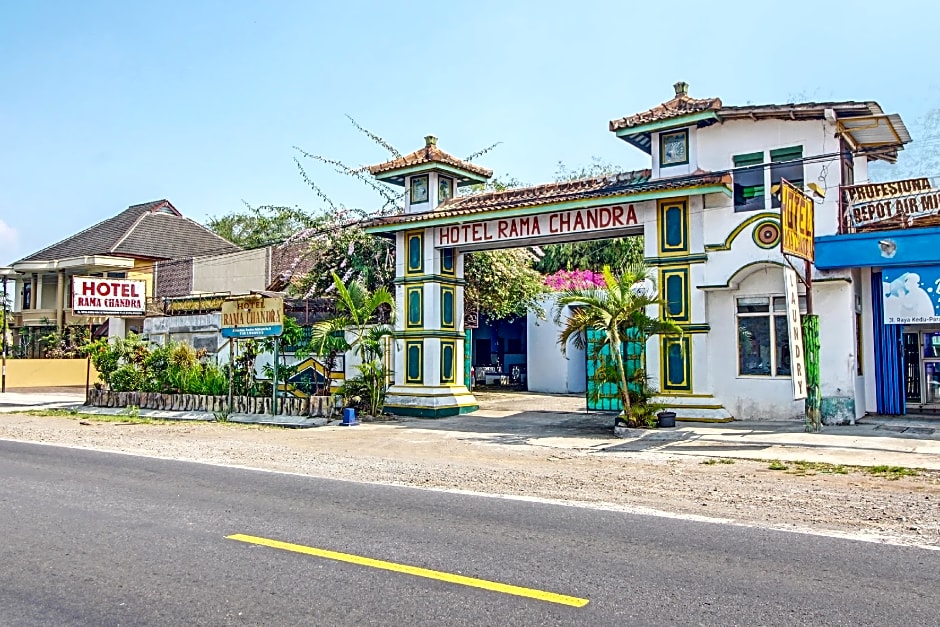 SPOT ON 91694 Hotel Rama Chandra