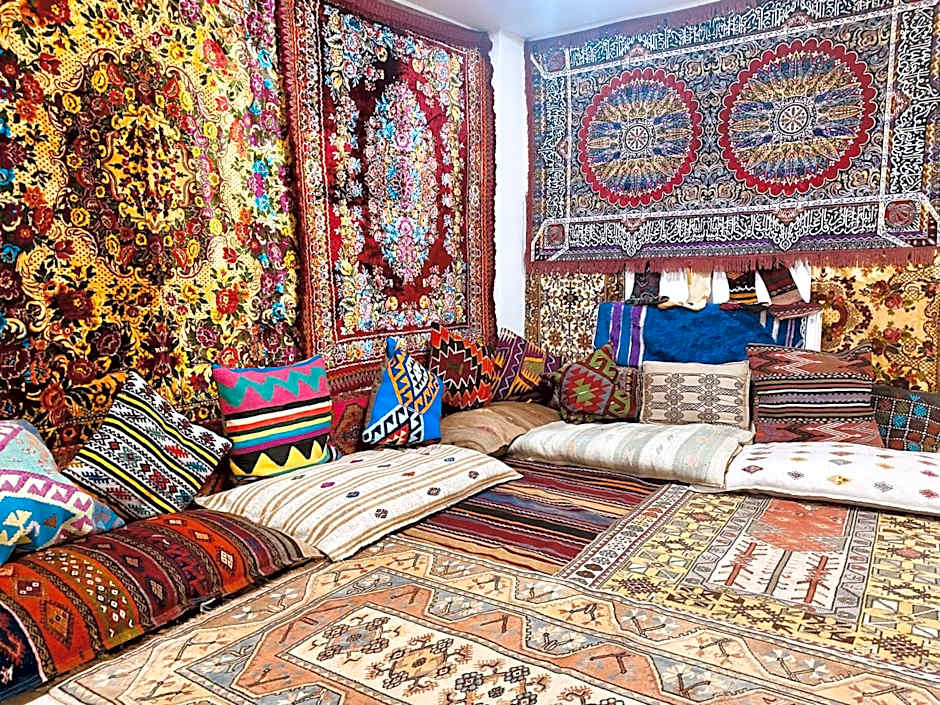 Aysultan Stone House